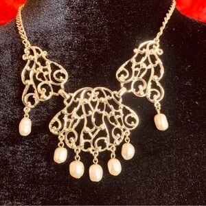 Granny Chic Gold Necklace with Pearl Accents